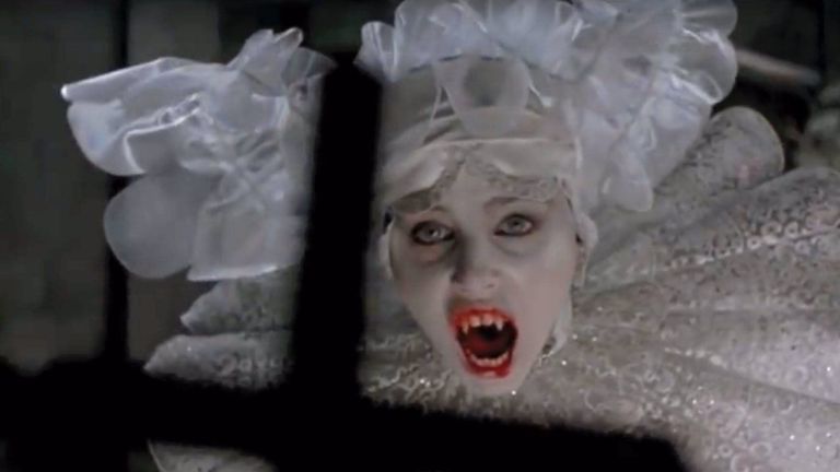 dracula-lucy-westenra-undead