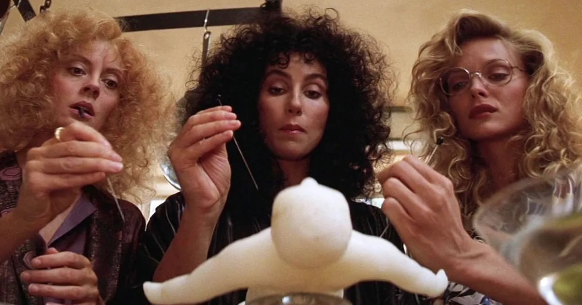 WITCHES-OF-EASTWICK-magic